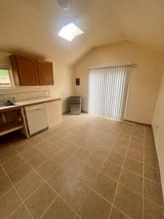 Building Photo - 942 E Las Animas St