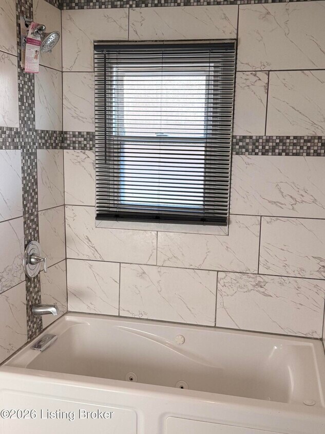 Foto del edificio - 4312 Sunset Ave