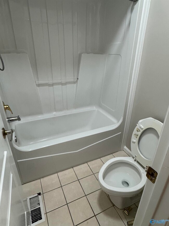 Foto del edificio - 113 Montrose Dr