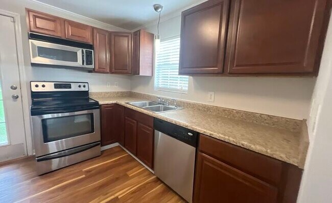 Foto del edificio - Beautiful 3 Bed & 2 Bath Home in Chattanoo...
