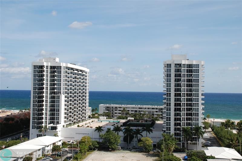 Primary Photo - 525 N Ocean Blvd