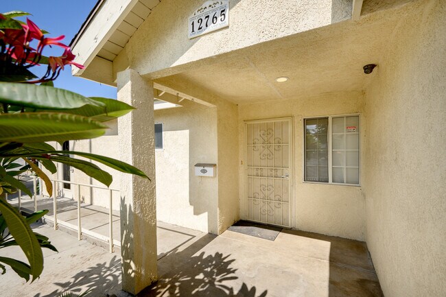 Building Photo - 12765 Strathern St