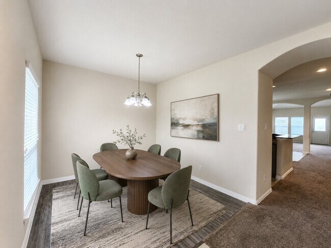 Building Photo - 2119 Del Mar Dr