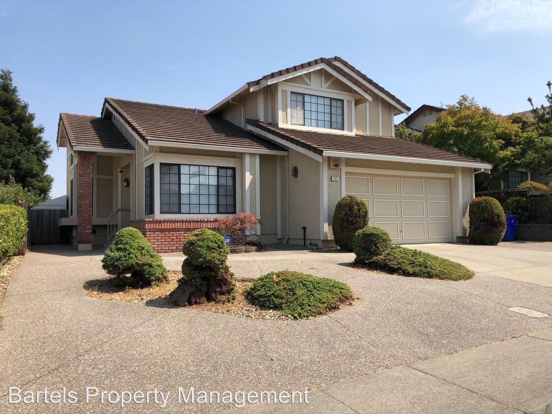Primary Photo - 4 br, 3 bath House - 157 Obsidian Way