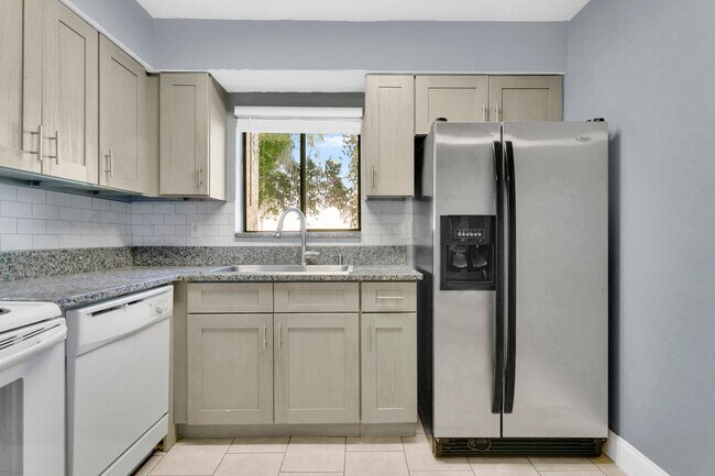 Foto del edificio - 163 Springwood Cir