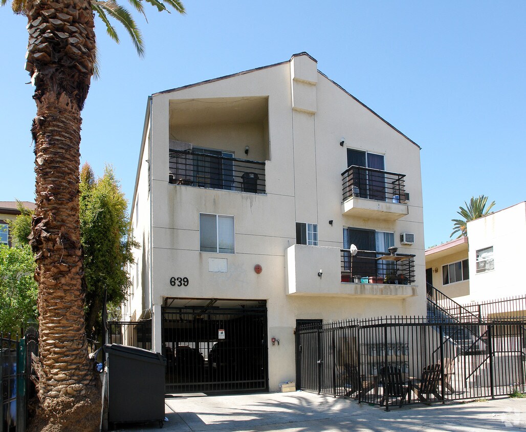 Building Photo - 639 N Alexandria Ave