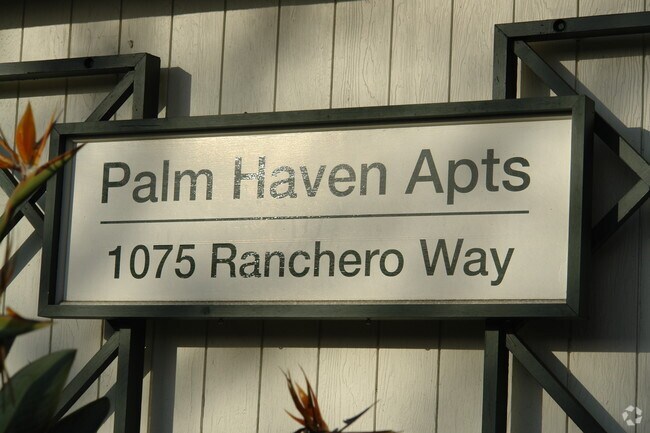Building Photo - Palm Haven Apartments
