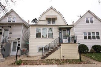 Building Photo - 4508 N Keystone Ave