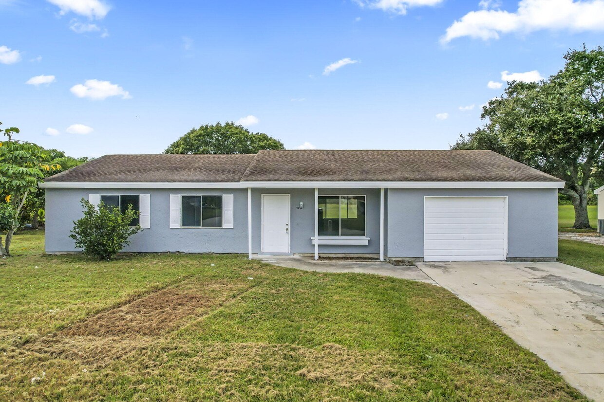 Primary Photo - 3132 SW Watson Ct
