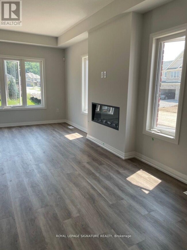 Building Photo - 186 Bur Oak Dr