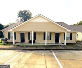 Building Photo - 191 Harvell Dr