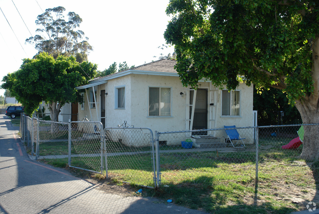 Foto principal - Santa Paula Apartments