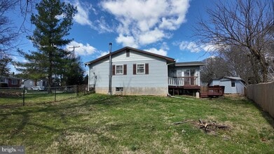 Building Photo - 4419 Renn St
