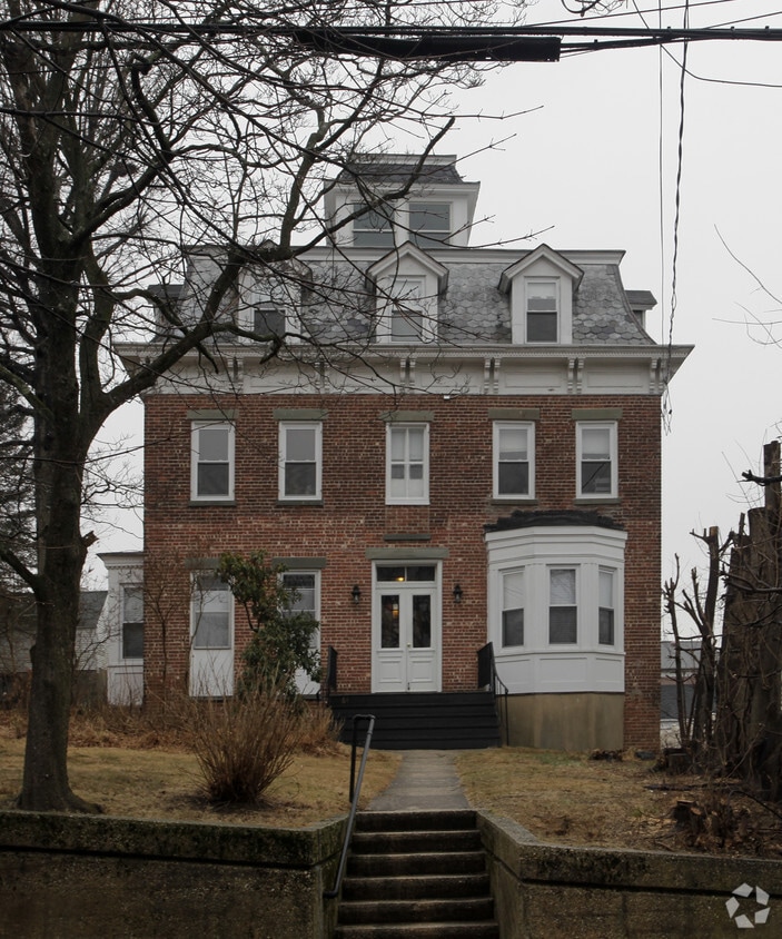 64 Anstice St, Oyster Bay, NY 11771 Apartments in Oyster Bay, NY