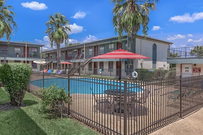 Foto del edificio - Leon Trace Apartments