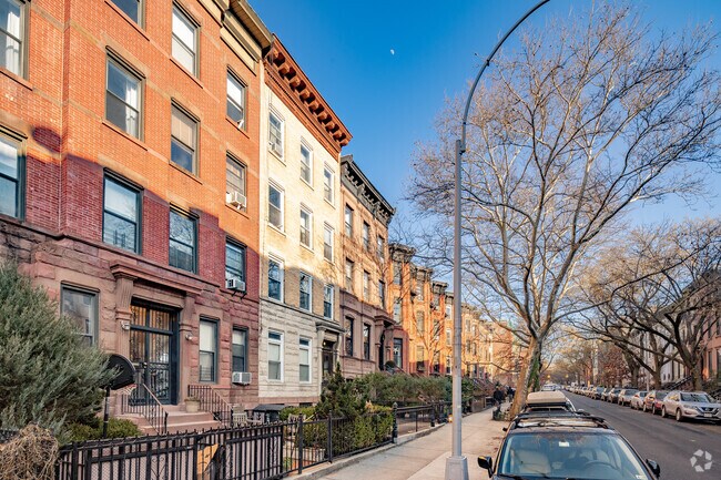 Building Photo - 159 Garfield Pl