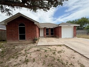 Building Photo - 9 South Dr