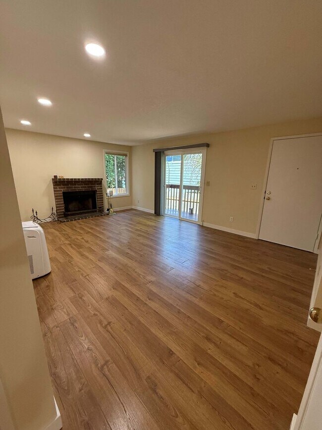Photo - SW Portland 2 BD Home with Garage & Outdoor Space