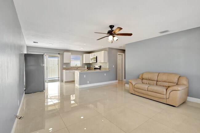 Foto del edificio - 212 Palmetto Dr