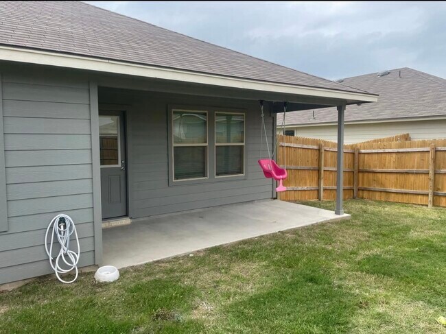 Building Photo - 3104 Sherco Rd