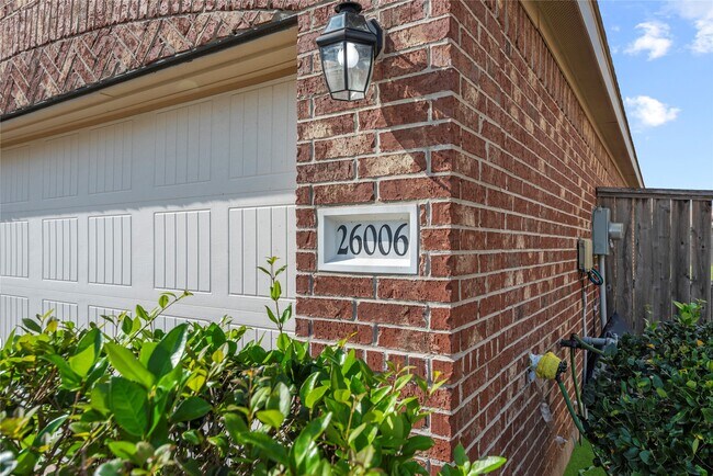 Building Photo - 26006 Windy Prairie Ct