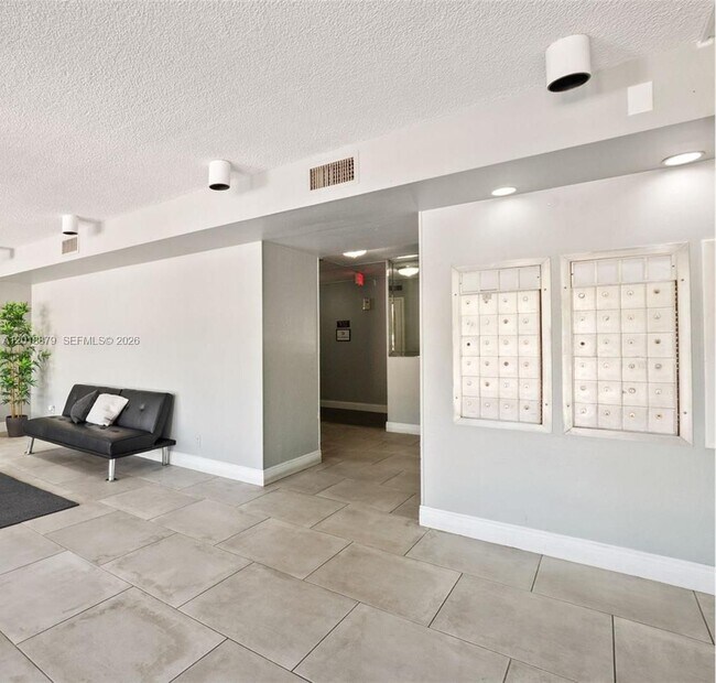 Foto del edificio - 2771 Taft St