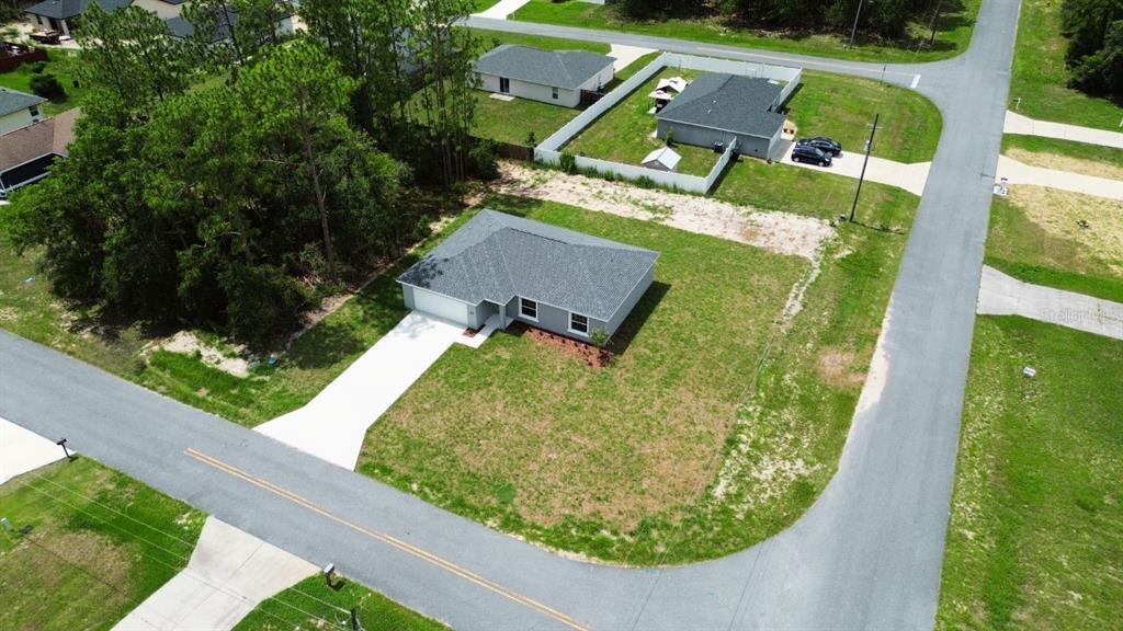 Building Photo - 601 Tamarin Ln