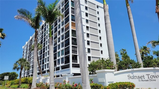 Building Photo - 11 Sunset Dr