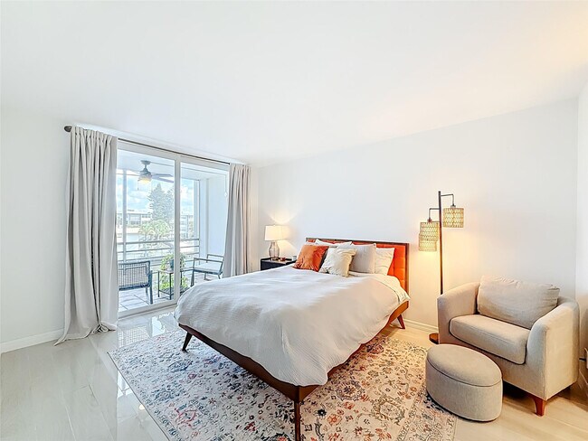 Foto del edificio - 2741 Taft St