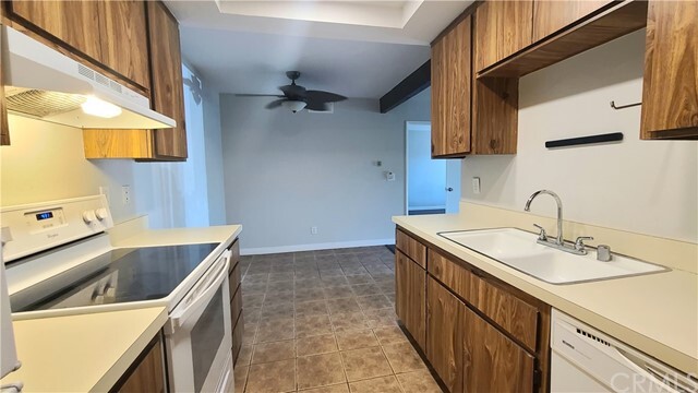 Building Photo - 25611 Quail Run