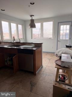 Building Photo - 736 S 8th St