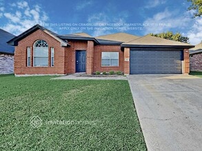 Building Photo - 210 Creek Point Ln