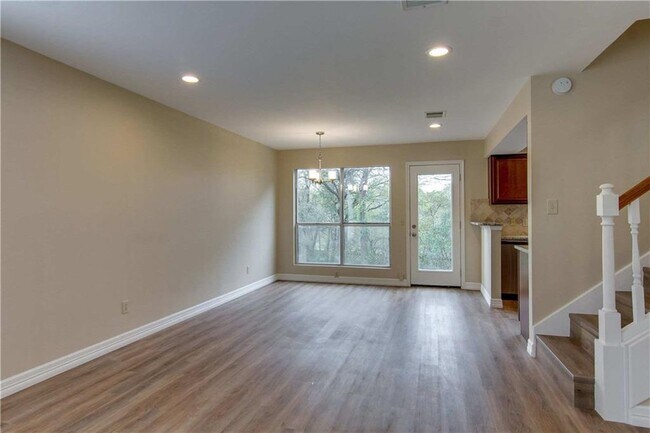 Building Photo - 11026 Whiskey River Dr