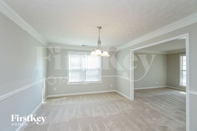 Foto del edificio - 304 Hickory Creek Ln
