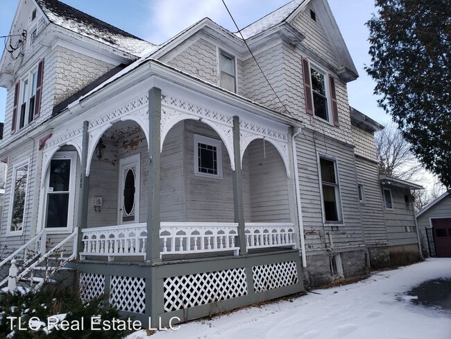 Building Photo - 4 br, 2.5 bath House - 122 Rowley Street