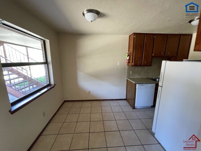 Foto del edificio - 1912 SW D Ave