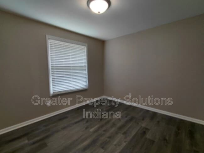 Building Photo - 2870 Vigo St