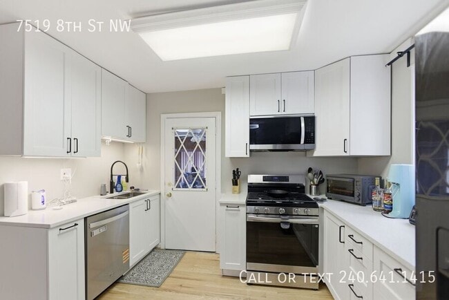 Building Photo - 7519 8th St NW