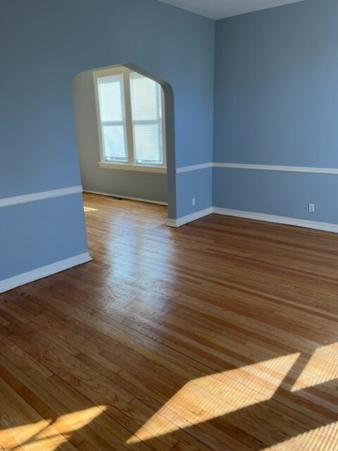 Foto del edificio - 7927 S Burnham Ave