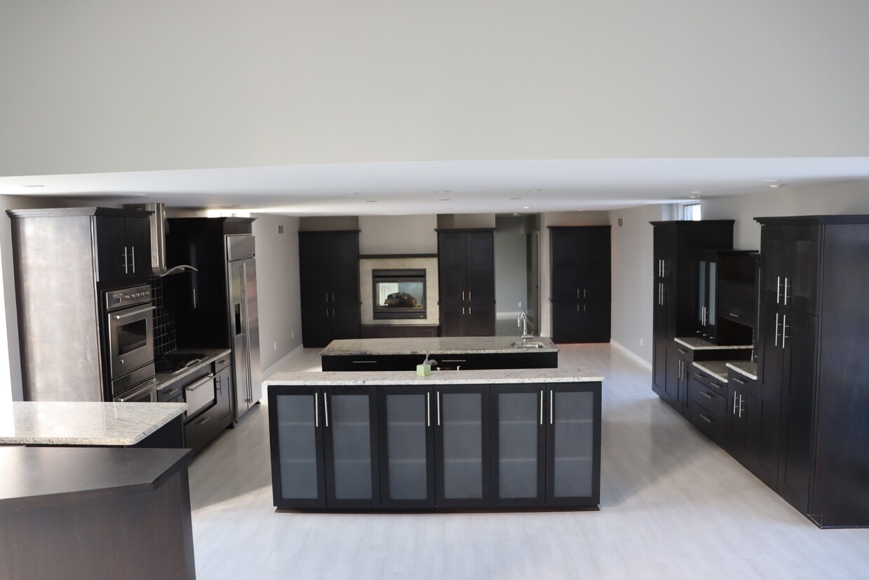 Gourmet Kitchen - 615 W 9 Mile Rd