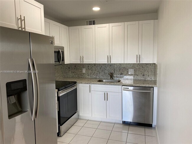 Foto del edificio - 400 SW 134th Way