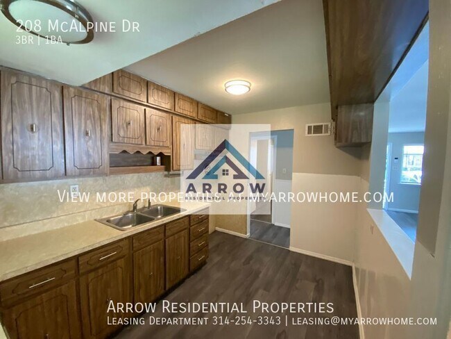 Building Photo - 208 Mc Alpine Dr