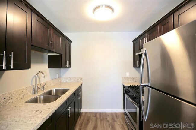 Foto del edificio - 4902 67th St