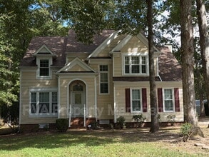 Building Photo - 6002 Oak Landing Dr