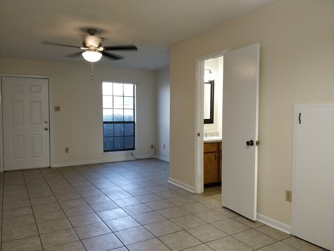 Building Photo - 502 Chemin Metairie Rd