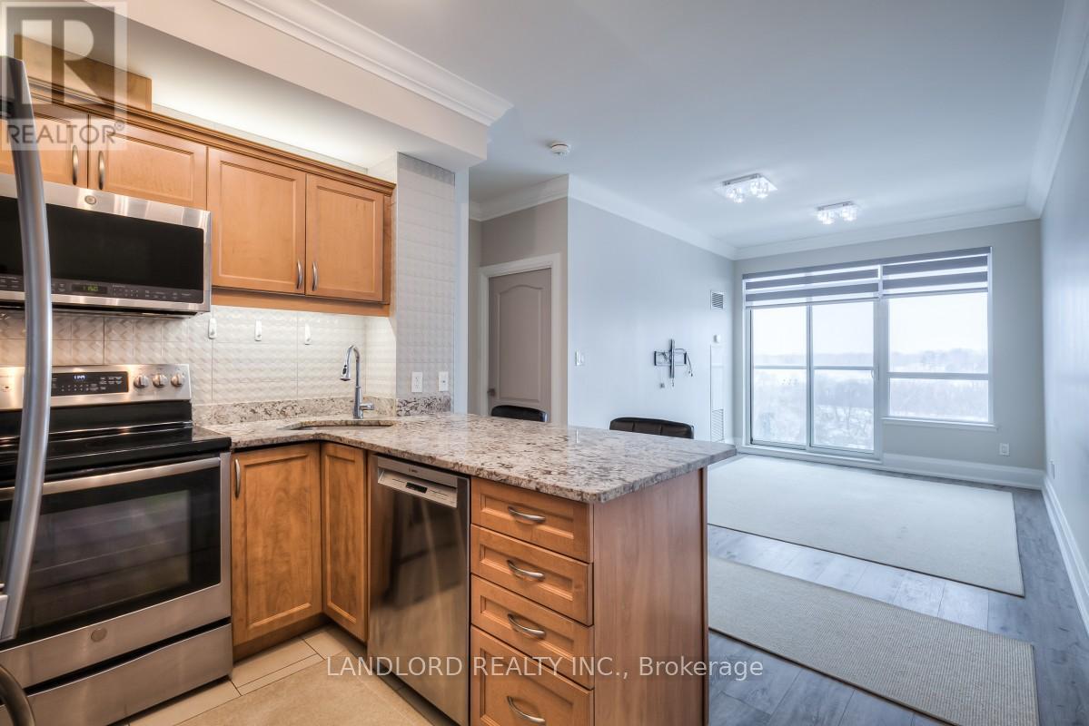 Photo principale - 3865-3865 Lake Shore Blvd W