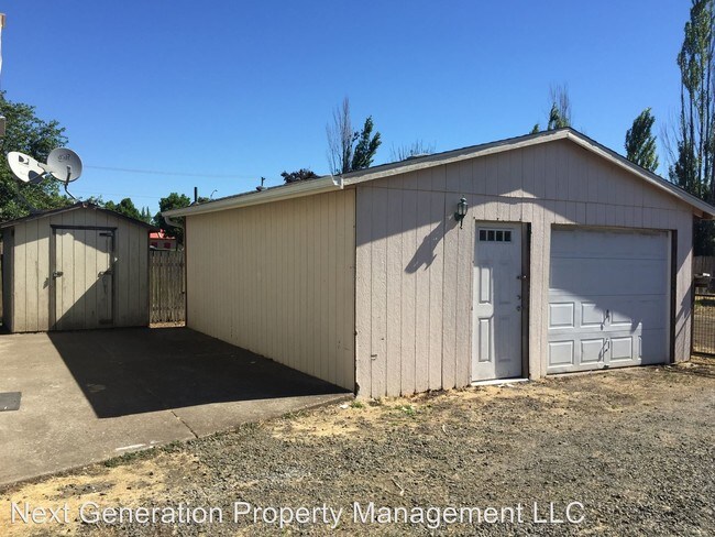 Foto del edificio - 3 br, 2 bath House - 1981 Echo Hollow Rd.