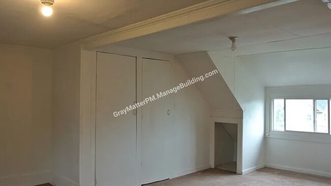 Foto del edificio - 861 Priestley Ave