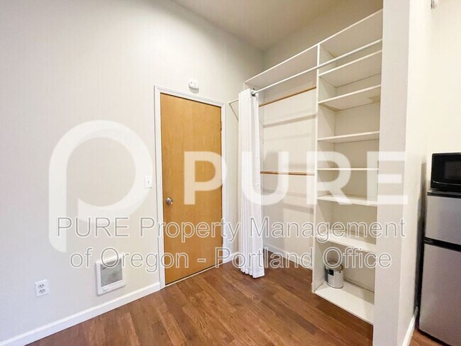 Foto del edificio - 5816 SW Huddleson St