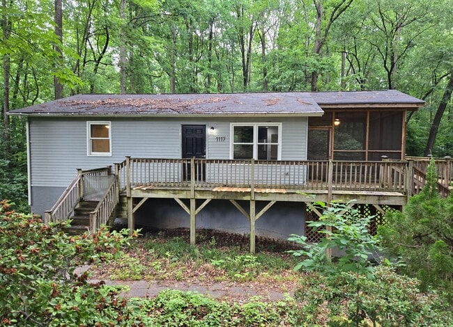 Building Photo - 1117 Ralph Dr